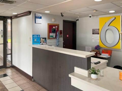 Motel 6 Baton Rouge, LA - East - I-12 Hotel in Baton Rouge