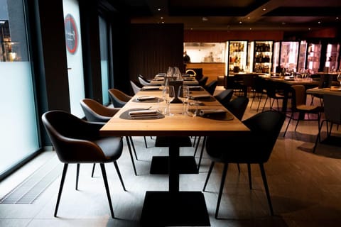 Restaurant (Private room)