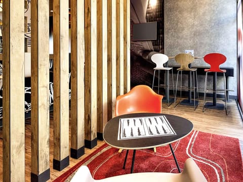 Bar/lounge