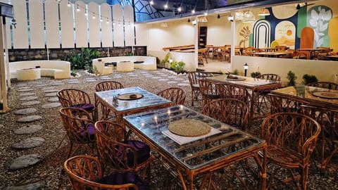 Coffee shop