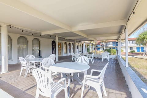 Motel 6 Spring Hill, FL - Weeki Wachee Hotel in Weeki Wachee