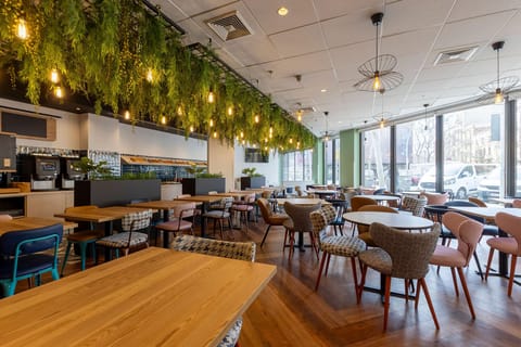 Coffee shop