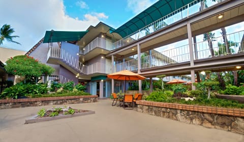 Pacific Marina Inn Airport Hotel in Honolulu