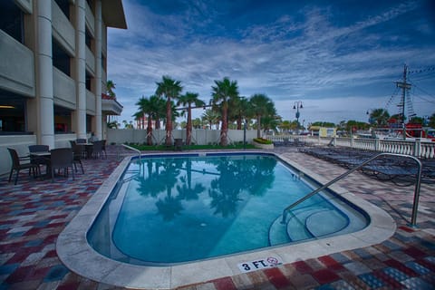 Pier House 60 Clearwater Beach Marina Hotel Hotel in Clearwater Beach