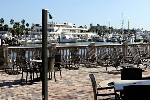 Pier House 60 Clearwater Beach Marina Hotel Hotel in Clearwater Beach