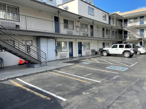 Motel 6 San Francisco, CA – Lombard Street Hotel in San Francisco