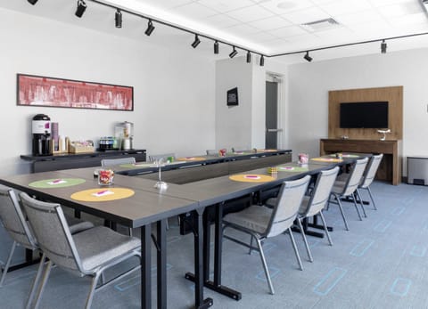 Aloft Glendale at Westgate Hotel in Glendale