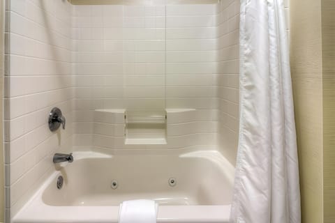 Breakers Hotel & Suites Hotel in Rehoboth Beach