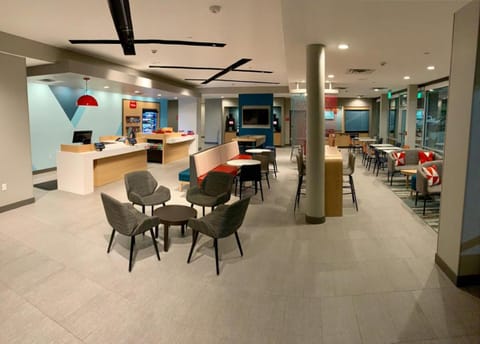 Avid Hotels Oklahoma City Airport By IHG Hotel in Oklahoma City