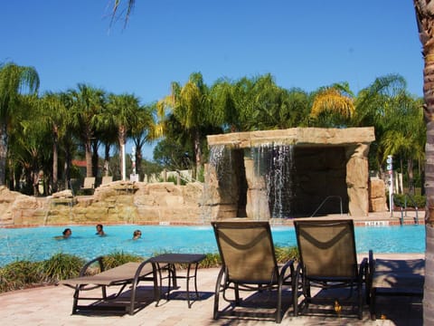 Paradise Palm Resort Orlando Resort in Bay Lake