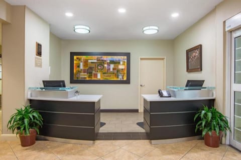 Candlewood Suites Jefferson City By IHG Hotel in Jefferson City