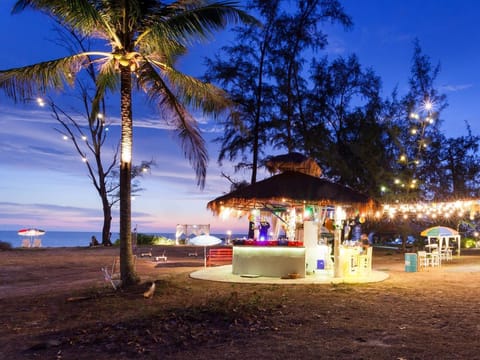 Micky Monkey Beach Hotel Phuket Mai Khao Thailand Apartment hotel in Mai Khao