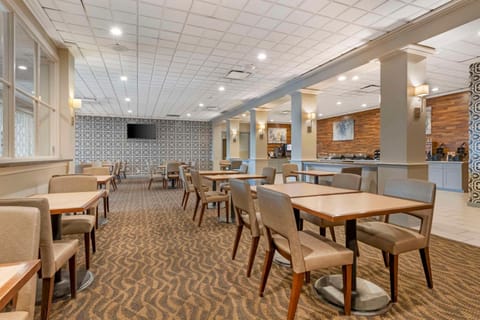 Comfort Inn Brooklyn Center Hotel in Brooklyn Center