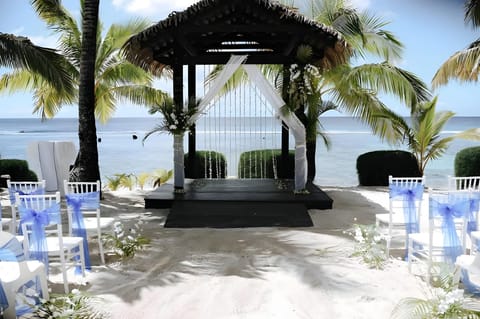 The Edgewater Resort and Spa Resort in Arorangi District