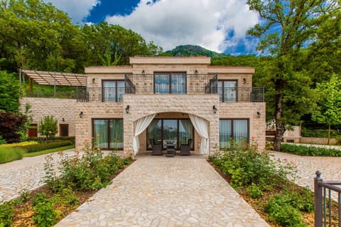 Oak Leaf Residences Resort in Budva Municipality