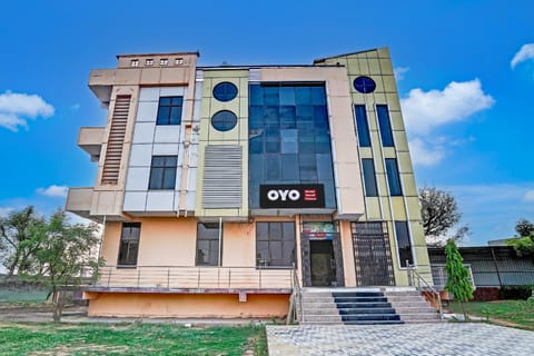 Hotel O Nand Palace Hotel in Jaipur