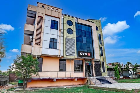 Hotel O Nand Palace Hotel in Jaipur