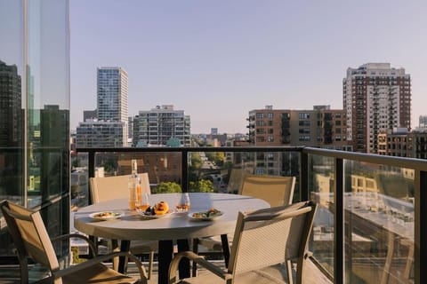 South Wabash Apartments South Loop Hotel in South Loop