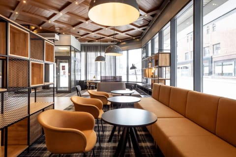 Bar/lounge