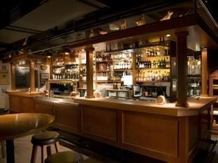 Bar/lounge