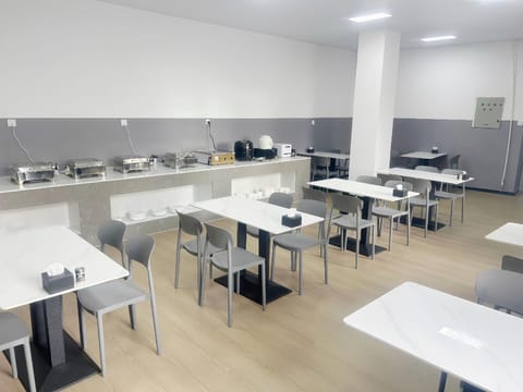 IU Hotel Zhuozhou Huayang Road Jingdi Ginza Hotel in Beijing