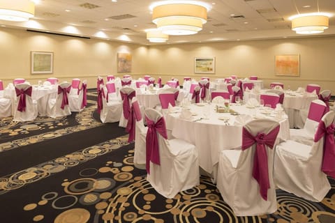 Grand Royal Hotel O'Hare Chicago Hotel in Elk Grove Village