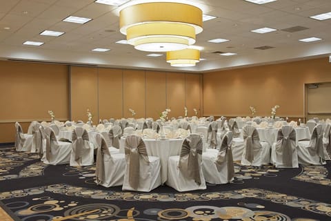 Grand Royal Hotel O'Hare Chicago Hotel in Elk Grove Village