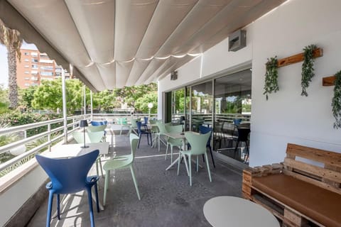 Travelodge Alicante Puerto Hotel in Alicante