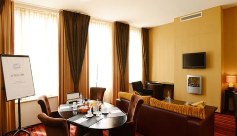 Amrath Grand Hotel de l’Empereur Hotel in Maastricht