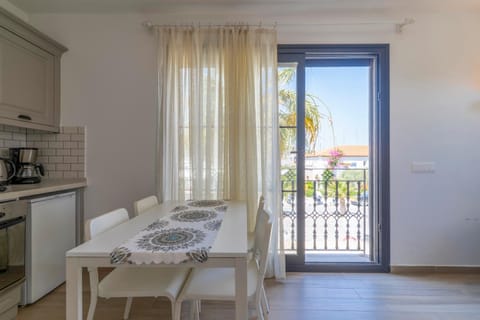 Naro Suites Cesme Marina Hotel in Cesme