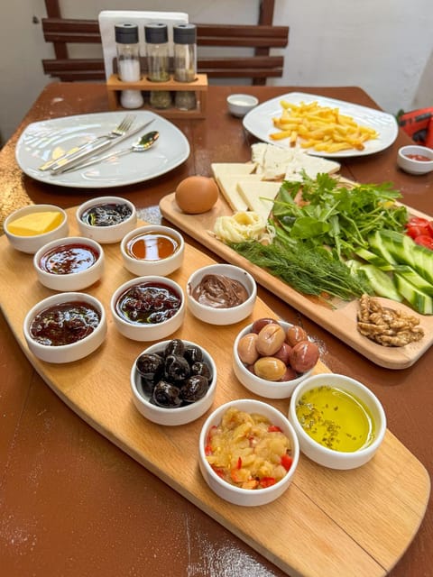 Tarihi Rum Konağı Antikhan Bed and Breakfast in İzmir Province