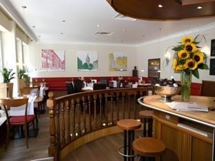 Bar/lounge