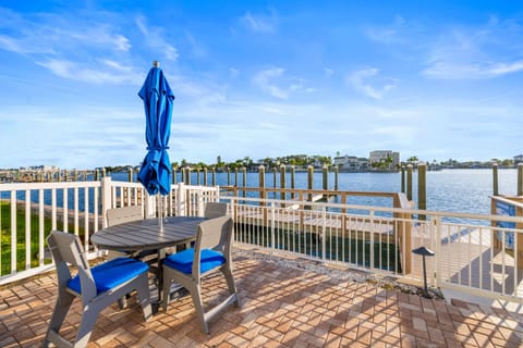 Provident Oceana Beachfront Suites Hotel in Treasure Island