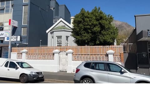 Blue Eagle Backpackers Hostel in Cape Town