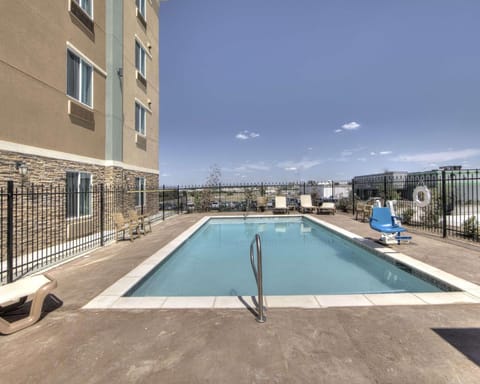 Comfort Inn & Suites Fort Worth West I-30 NAS JRB Hotel in Fort Worth