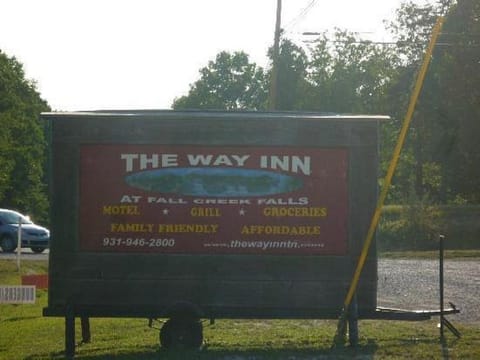 The Way Inn by OYO Spencer Hotel in Tennessee