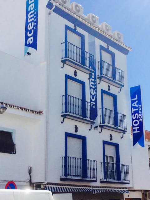 HOSTAL ACEMAR Resort in San Pedro de Alcántara