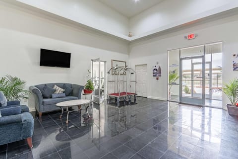 Studio 6 Dallas, TX Hotel in Irving