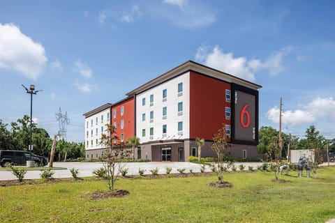 Studio 6 Gonzales, LA - Baton Rouge / Geismar / Prairieville I-10 Hotel in Gonzales