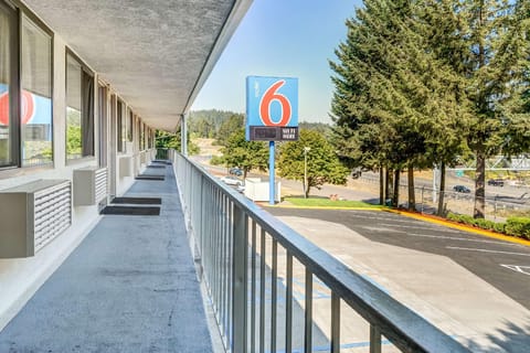 Motel 6 Eugene, OR - South Springfield Hotel in Springfield