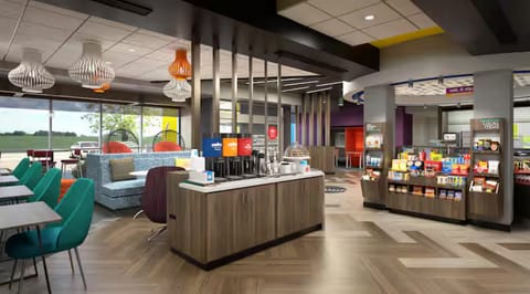 Tru by Hilton Joliet Plainfield Hotel in Joliet