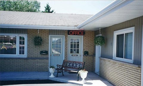 Adams Motel Motel in Sault Ste Marie