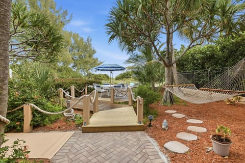 Sand Dune Shores Resort Hotel in Riviera Beach