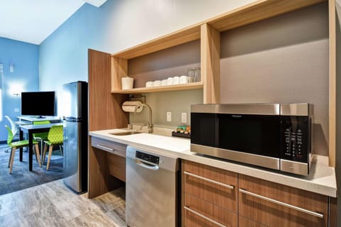 Home2 Suites by Hilton San Francisco Airport North Hotel in South San Francisco
