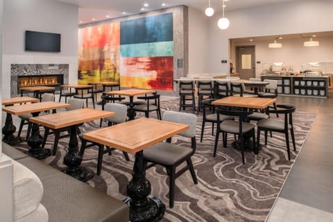 Homewood Suites by Hilton Belmont Hotel in Redwood Shores