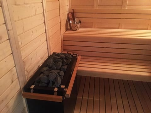 A Cala Hotel in Sari-Solenzara