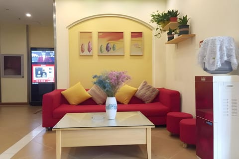 Home Inn Sanhe Fuda Shopping Center Hotel in Tianjin