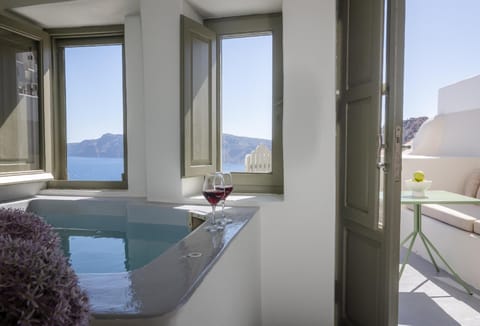 Kyrkos Collection Resort in Oia