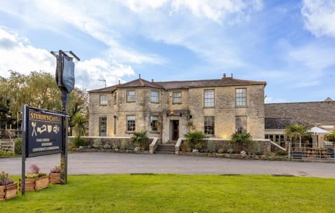Sturdys Castle Hotel in West Oxfordshire District