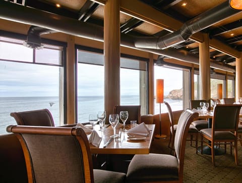 Pacifica Lighthouse Hotel Trademark Collection by Wyndham Hotel in Pacifica